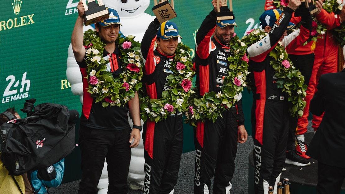 Toyota-24-Uur-Le-Mans-Podium-prijzen